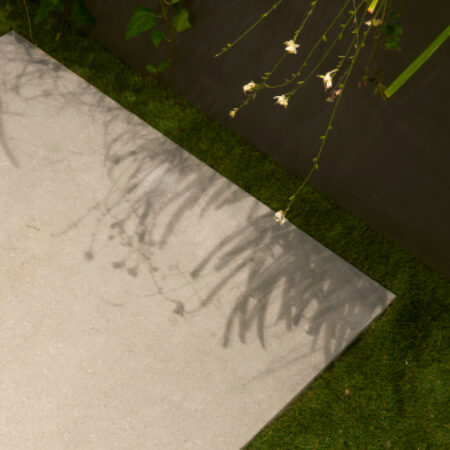 15_Moon-Cream_gallery